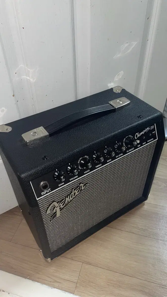 펜더 챔피언 20 챔피온 20 fender champion 20 신품급